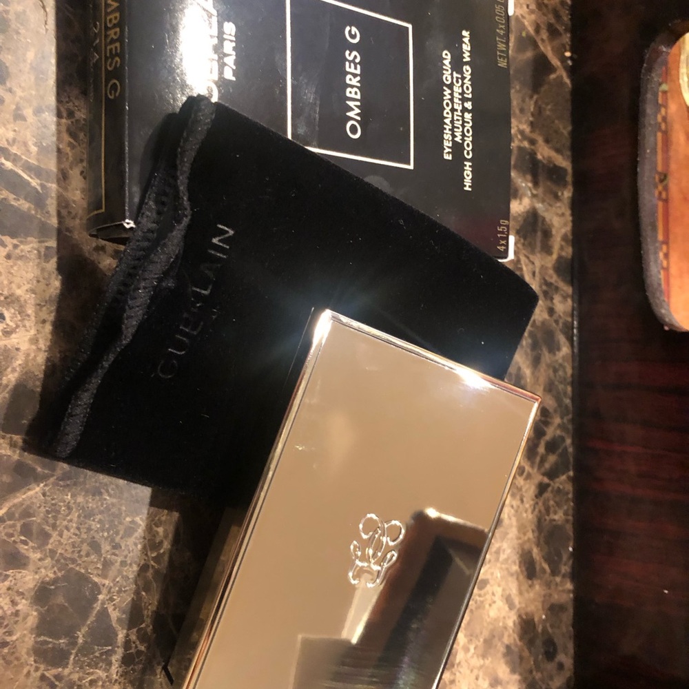 New in box
Guerlain Ombres G Quad Eyeshadow Palette
Retail price $85